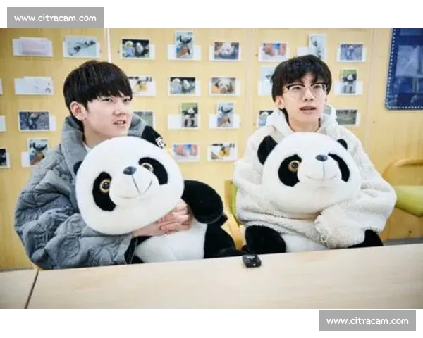 《电竞赛事直播全程解析:精彩瞬间与战术对决深度剖析》 《电竞赛事直播全程解析:精彩瞬间与战术对决深度剖析》